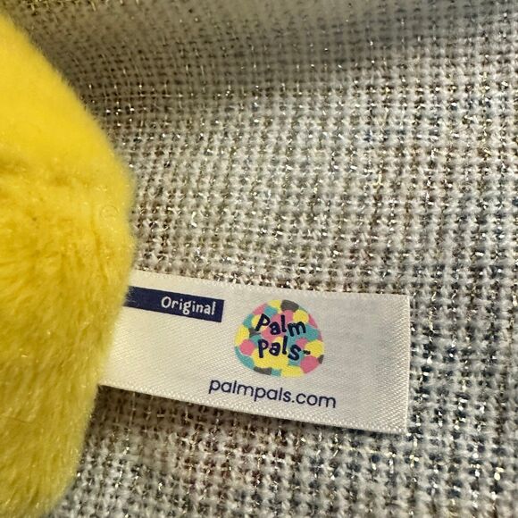 Aurora Palm pals Bee - Picture 5 of 5